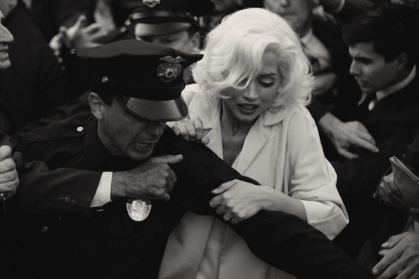 Blonde Rubia Marilyn Monroe Ana de Armas Netflix